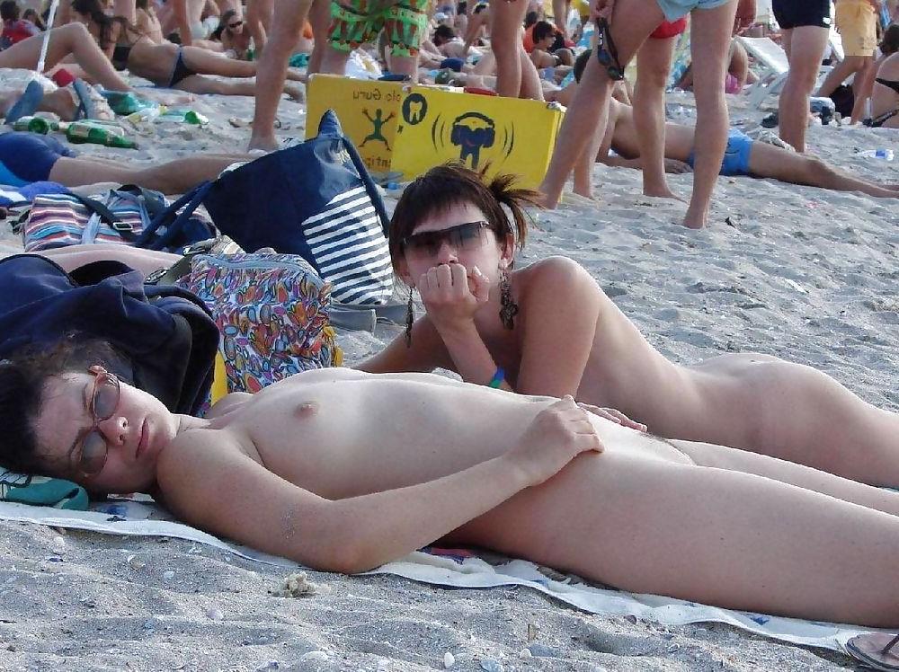 25P Nudist Beach Teens