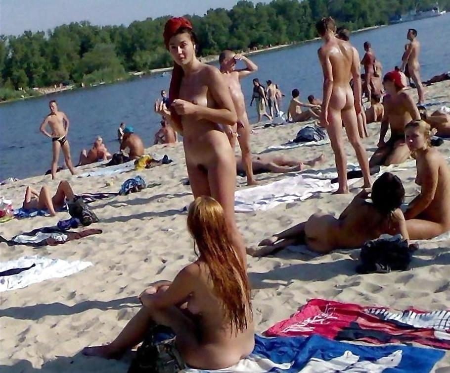 25P Nudist Beach Teens