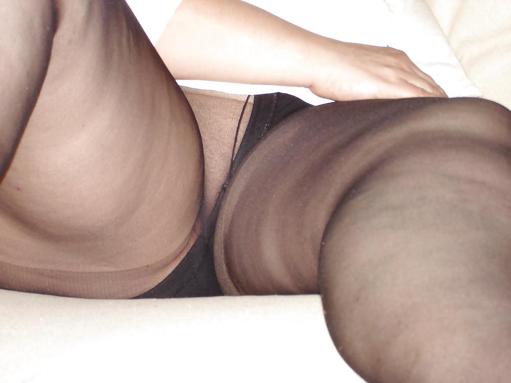 21P Nylons and pantyhosepics from my chubby wife
