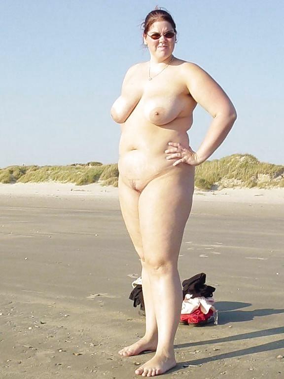 25P On the beach 5