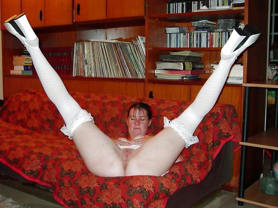 25P French  M I L F  Slut  Wife