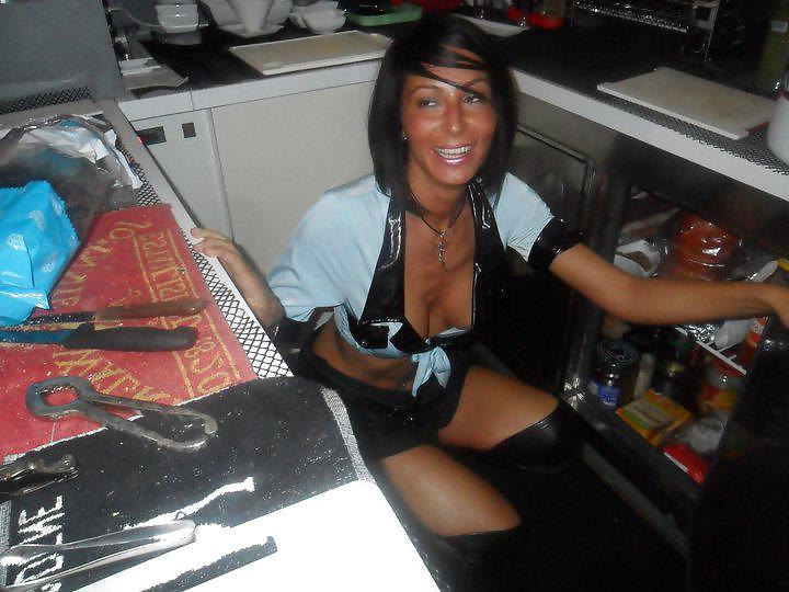 25P Sexy facebookslut Lsura flashing and see tits 2