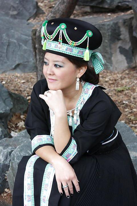 25P Hmong Moms I Love to Fuck!