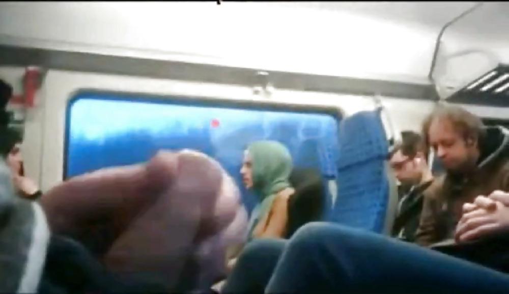 10P Arab girls flashed