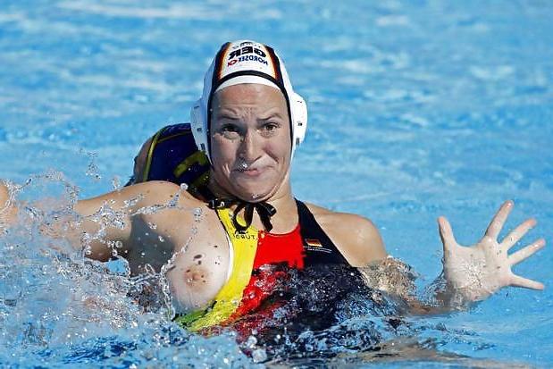 25P Water polo athletes