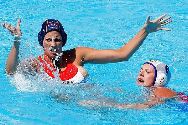 25P Water polo athletes