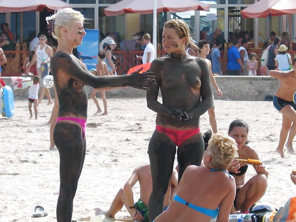 25P On the Beach