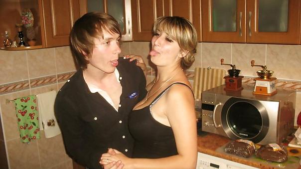 11P Busty Russian Woman 562