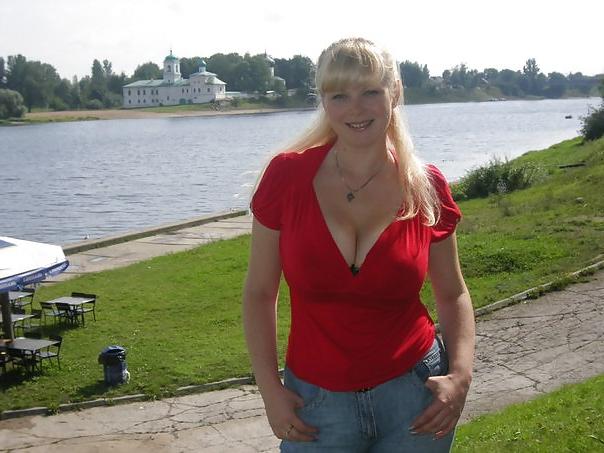 24P Busty Russian Woman 232