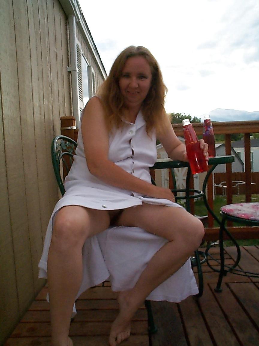 21P Mature Flashing her Hairy Pussy 