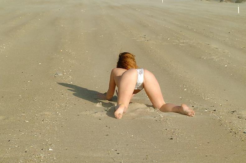 25P Beach Hottie
