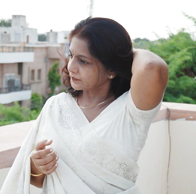 25P Indian aunty mixed 8
