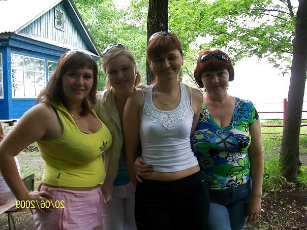 14P Busty Russian Woman 249