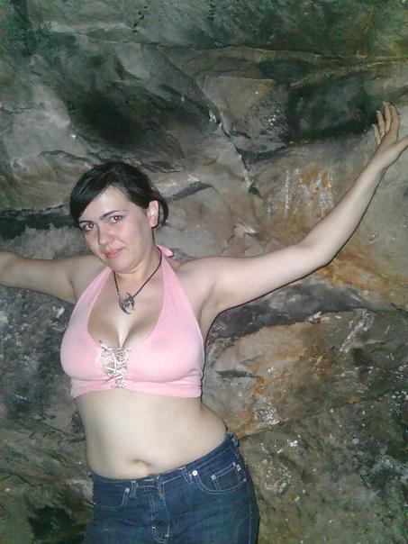 14P Busty Russian Woman 249