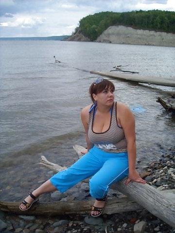 14P Busty Russian Woman 249
