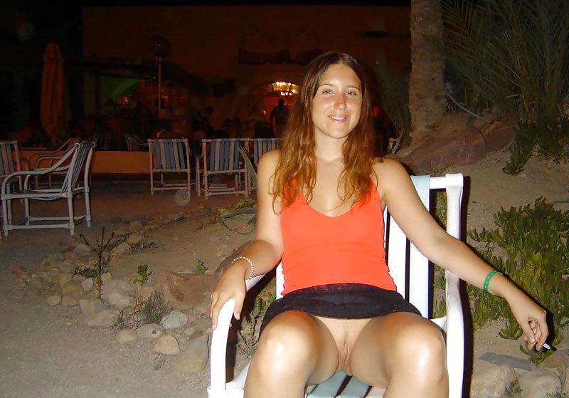 15P Upskirt No Pants 6
