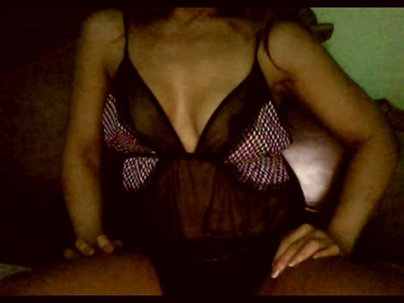 11P Flashing boob