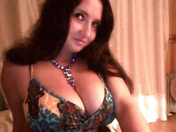 24P Busty Russian Woman 279