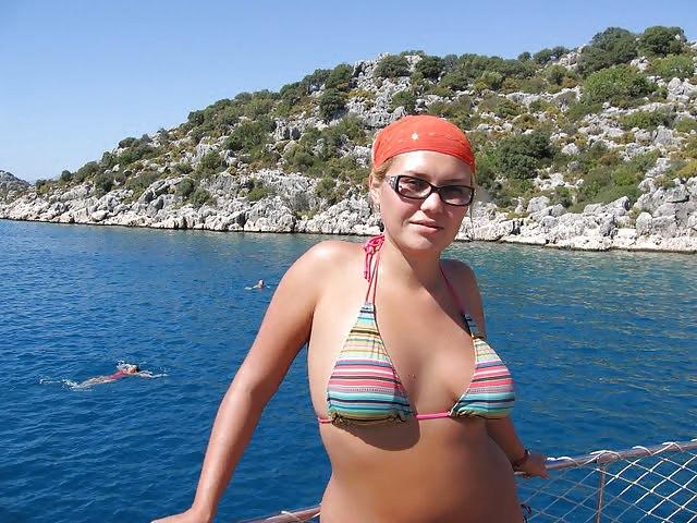 25P Beach & Bikini Girls