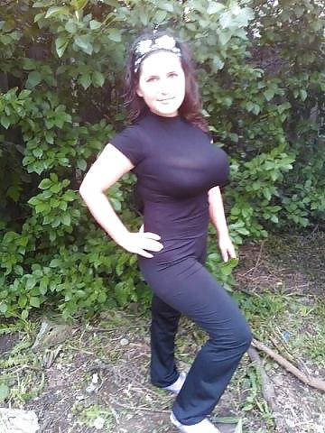 8P Busty Russian Woman 606