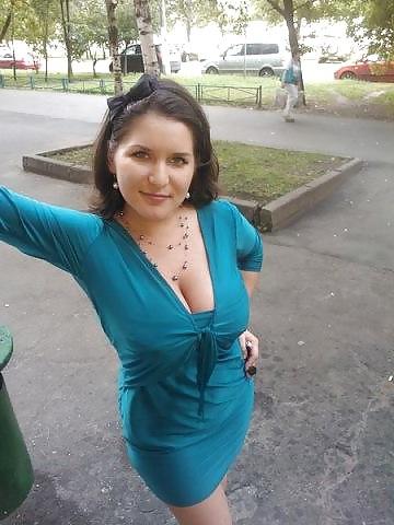 8P Busty Russian Woman 606