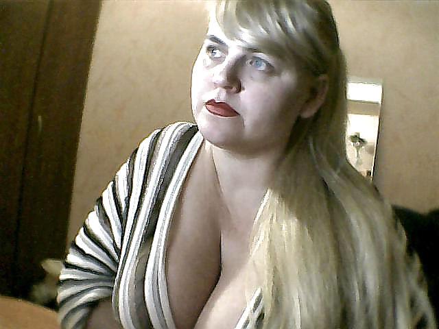 8P Busty Russian Woman 602