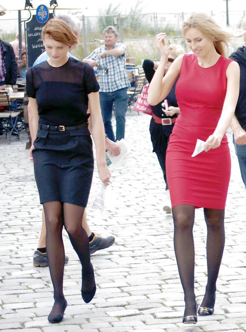 14P In The Streets 097 - Red & Black Business Ladies