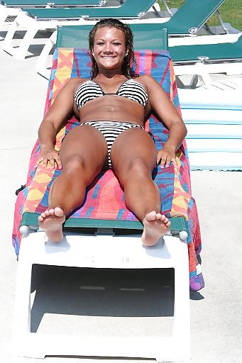 25P Beach & Bikini Girls 4