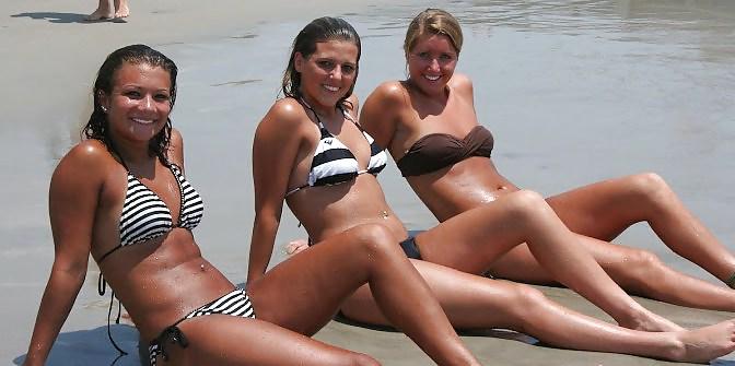 25P Beach & Bikini Girls 4