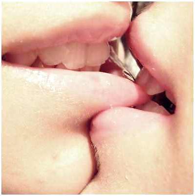 9P Lesbian kiss from tata tota lesbian blog