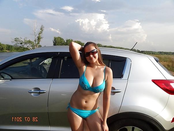 15P Busty Russian Woman 390
