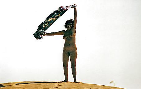 18P Beach slut