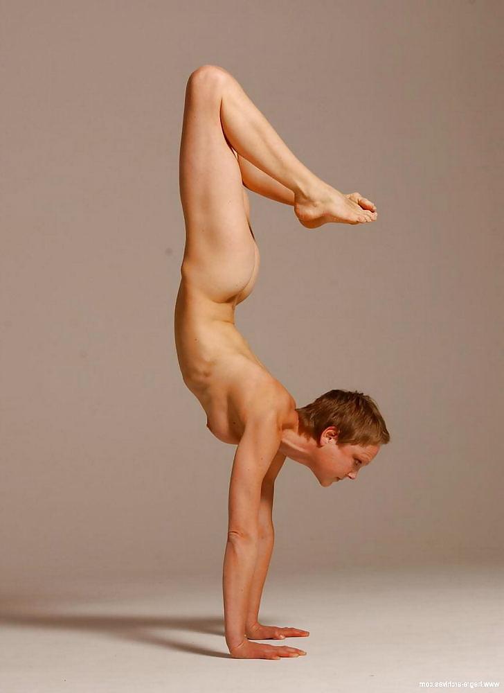 12P THE YOGA WORK OUT
