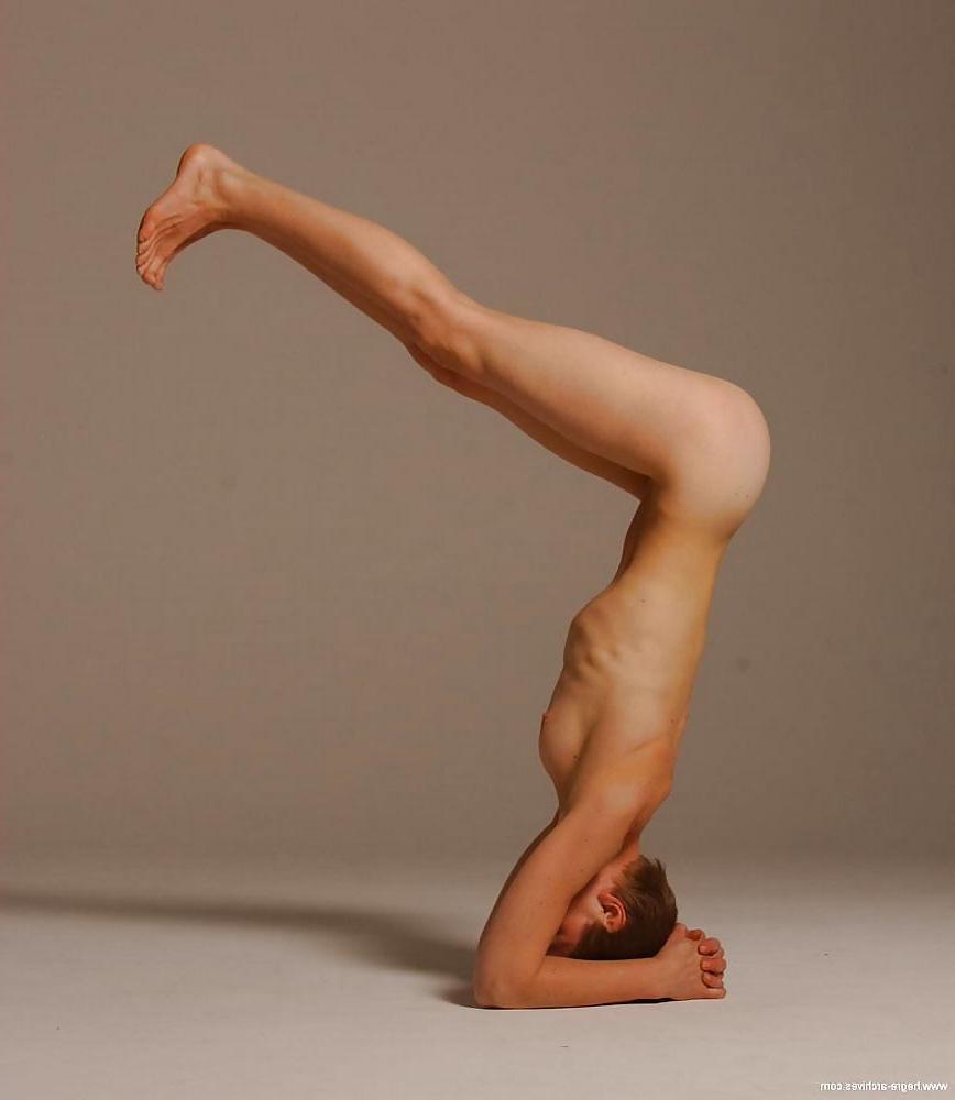 12P THE YOGA WORK OUT