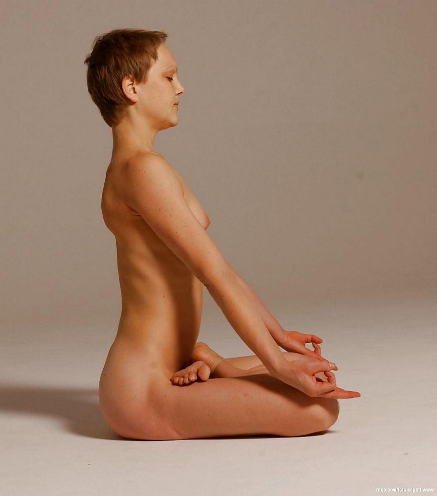 12P THE YOGA WORK OUT