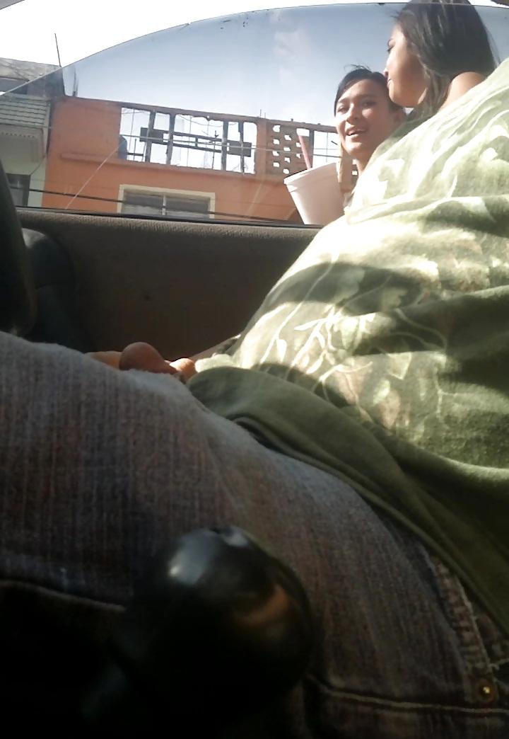 13P Flashing, exhibicionismo, mostrando el pene en la calle 4