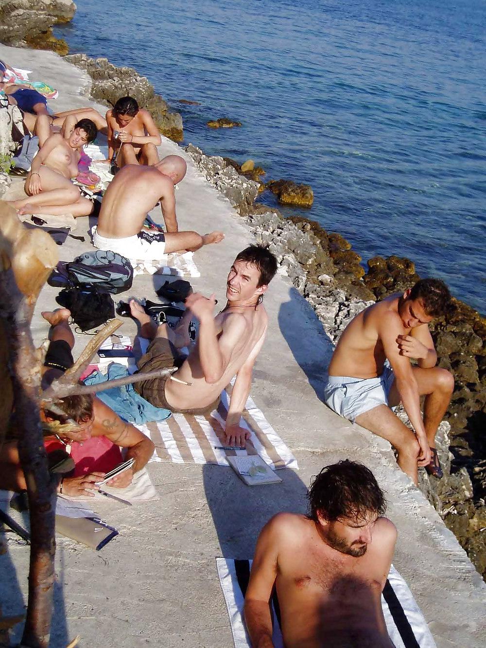 25P The beach 37