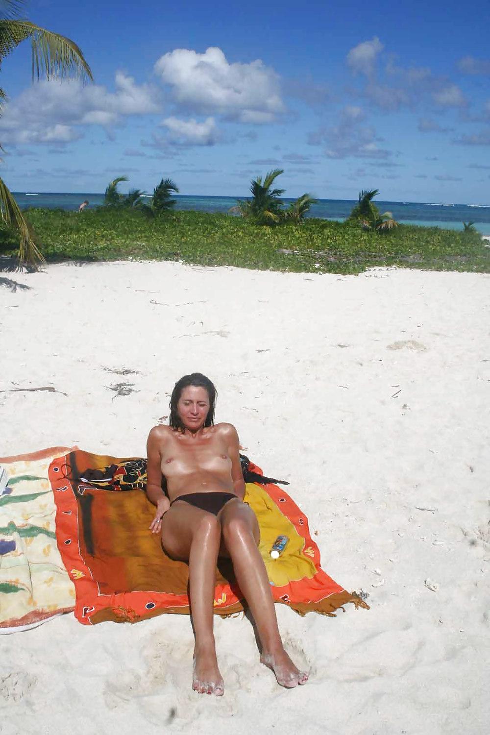 25P The beach 37