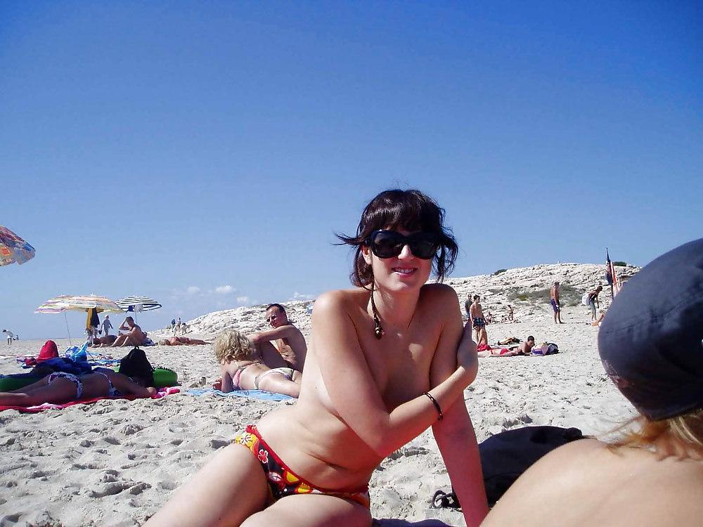25P The beach 37