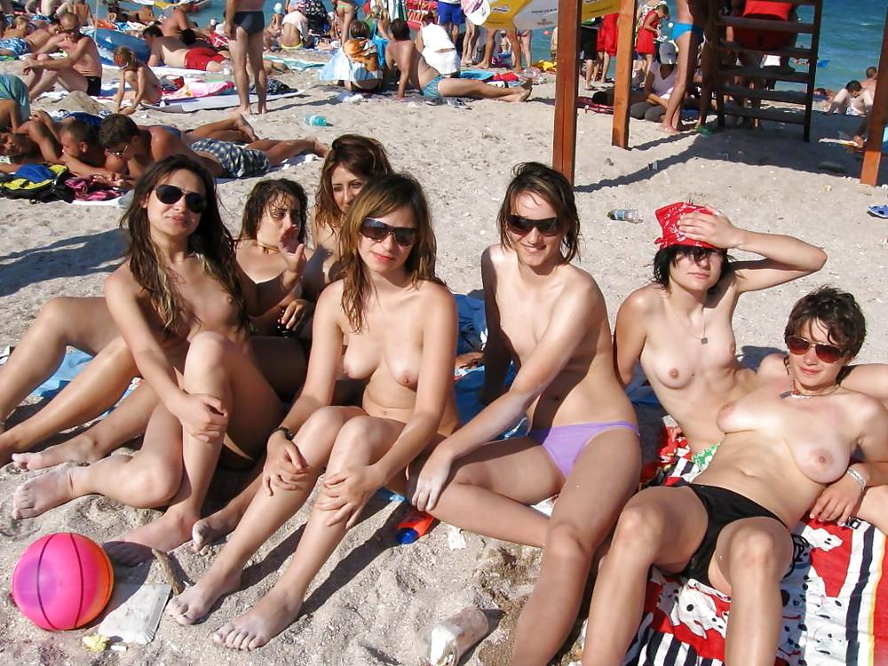 25P Bulgarian Beach Girls from Black Sea - XII