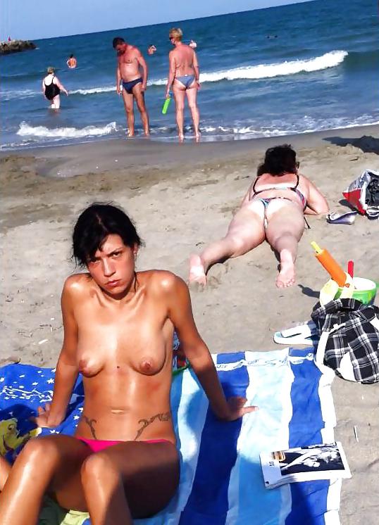 25P Bulgarian Beach Girls from Black Sea - XII