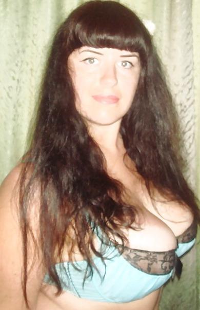 14P Busty Russian Woman 314