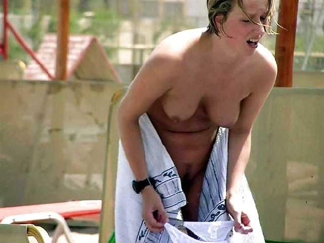 25P Busted, voyeur, flashing and exhibing with a towel