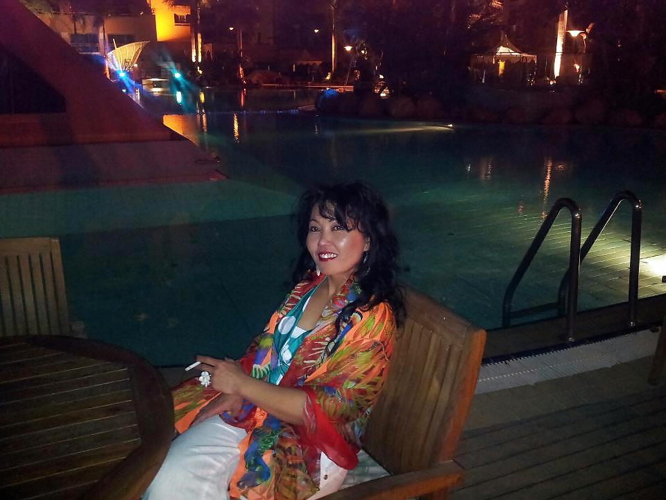 17P Indonesian Milf Slut