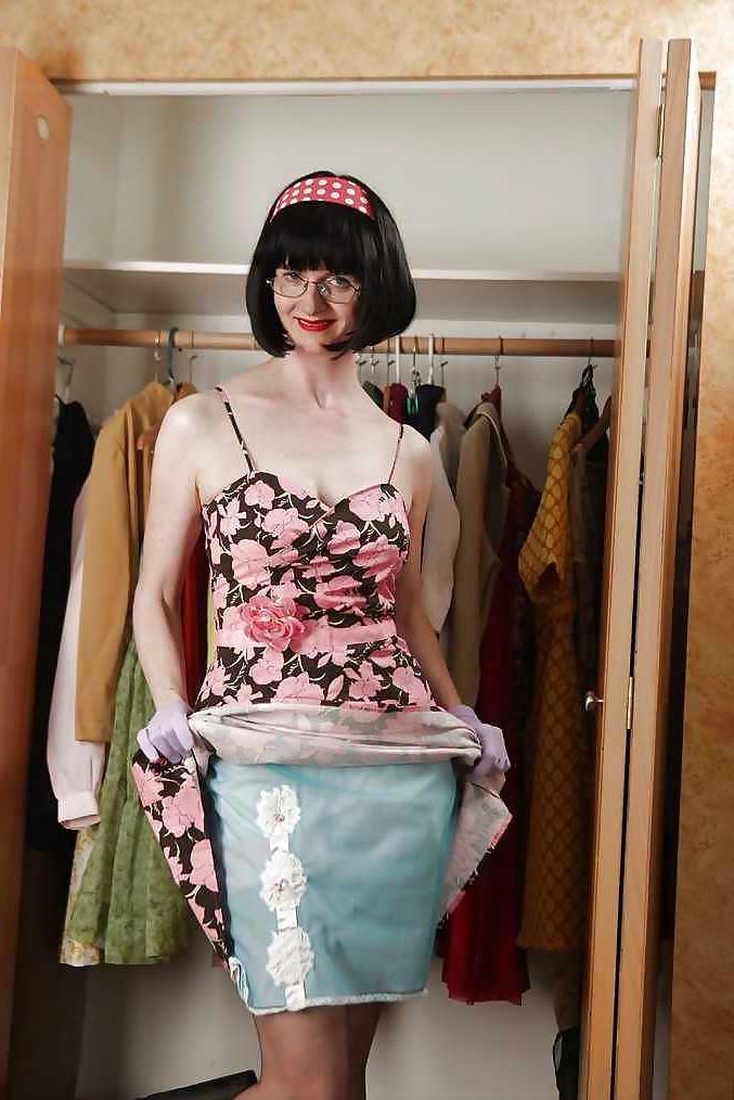 25P Deborah - Nylons, UpSkirts and dropped Panties