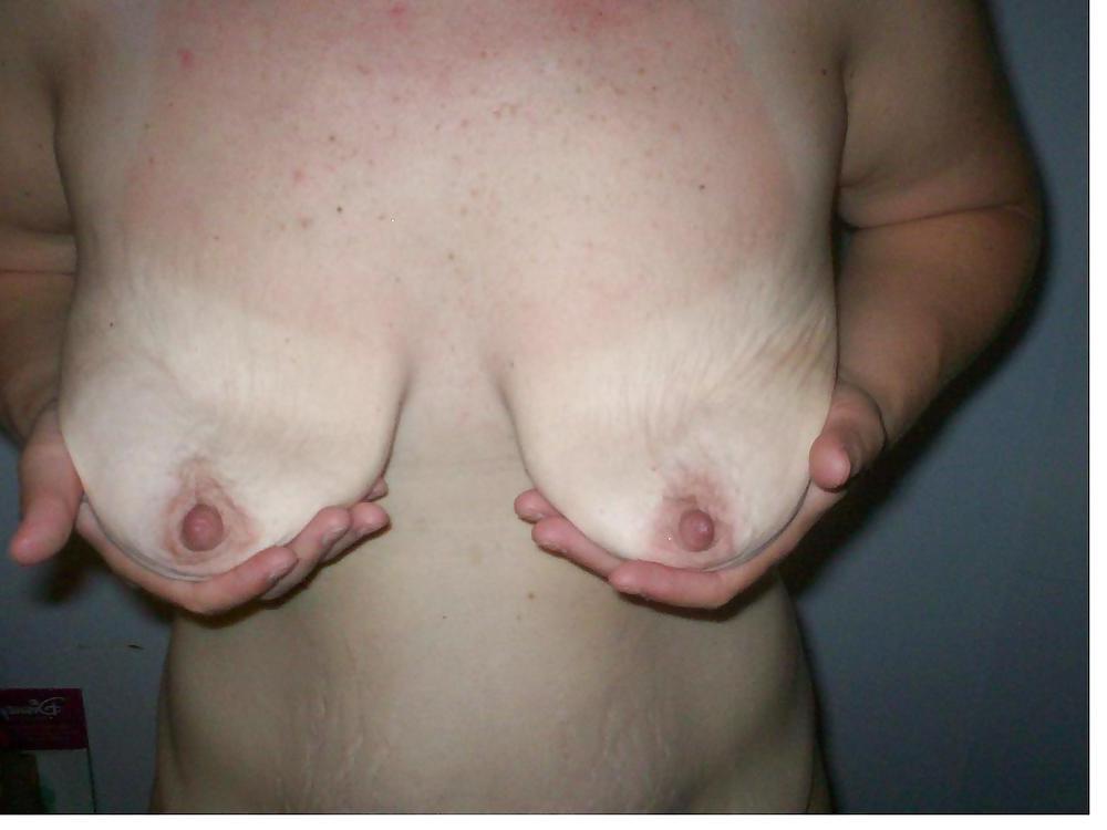 11P Awesome saggy tits