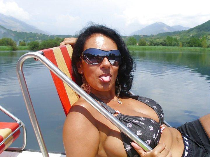 17P Great facebook italian milf
