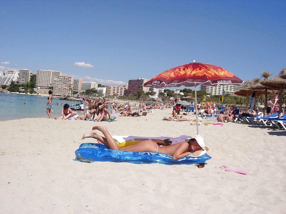 25P The beach 177