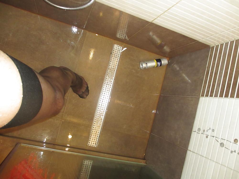 25P Wet stockings, leather, cum and high heels