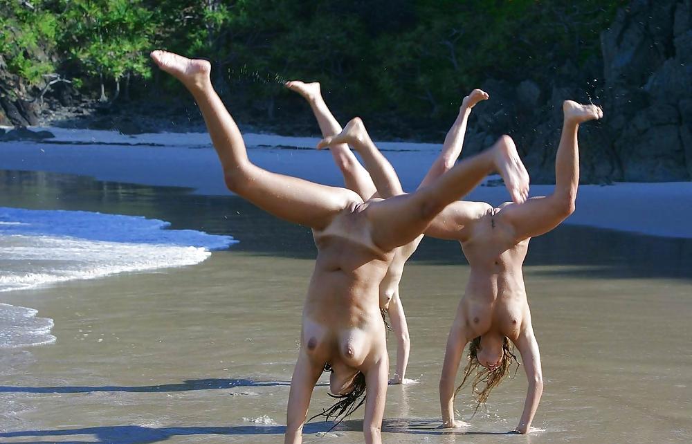 15P Flashing Females - Other 4